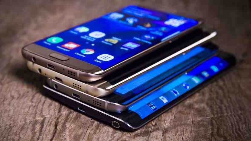 Samsung telefonlarını yanlışlıkla güncelledi!