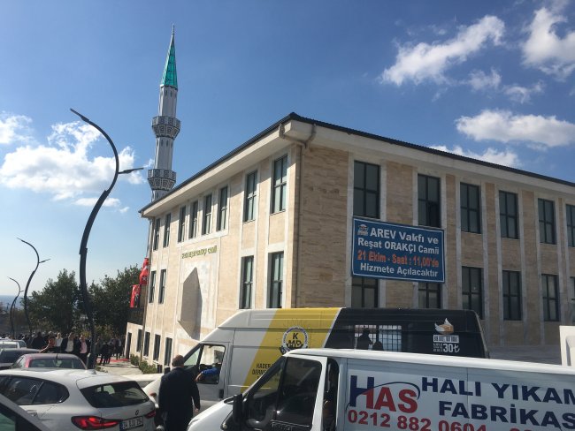 Muhteşem Camide İlk İbadet İlk Cuma