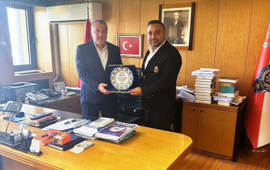 Gazeteci Aydoğan Emniyet Genel Müdür Yarımcısı ile Bir Araya Geldi