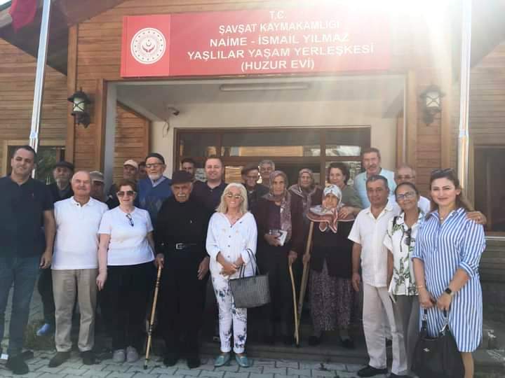 ARTVİNLİLER HİZMET VAKFINDAN ŞAVŞAT NAİME- İSMAİL ÝILMAZ HUZUREVİNE ZİYARET..!