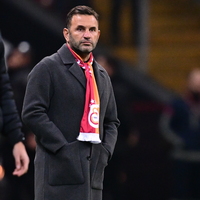 Okan Buruk transferde isim verdi!