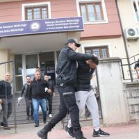 Cinayet böyle aydınlandı! Aracını satmaya çalışmışlar