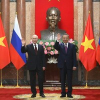 Putin Vietnam’da: Kritik ziyaret