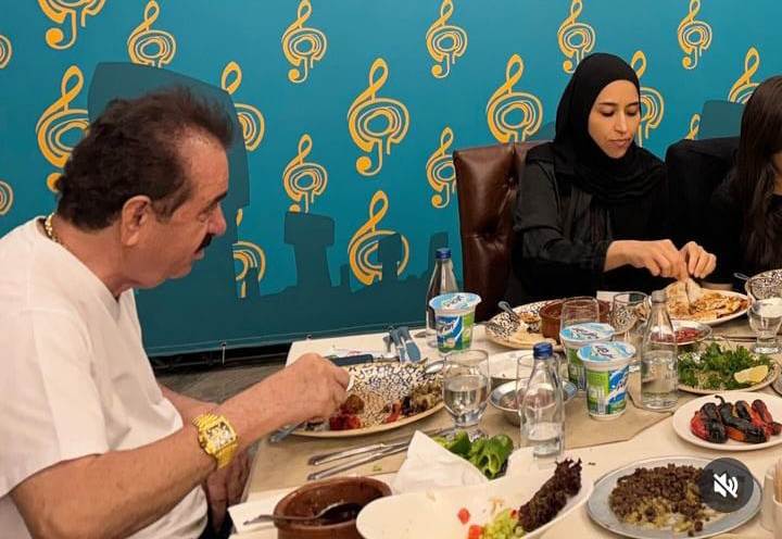 İbrahim Tatlıses memleketinde kızları ile bir araya geldi