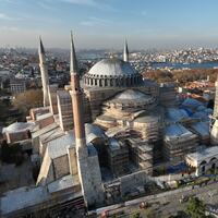 Ayasofya’nın kubbesi sökülecek