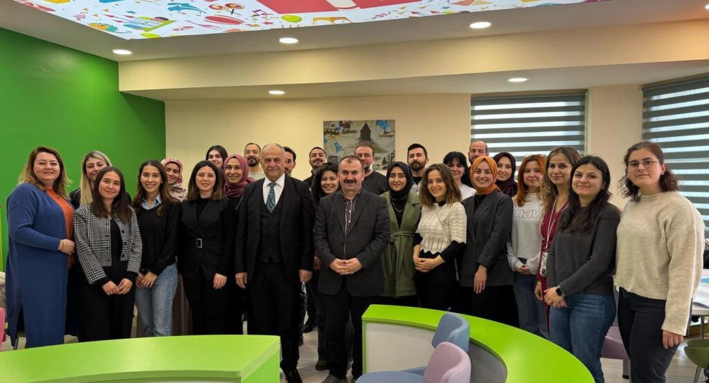 Göynük’te öğretmenler için proje konulu eğitim düzenlendi.