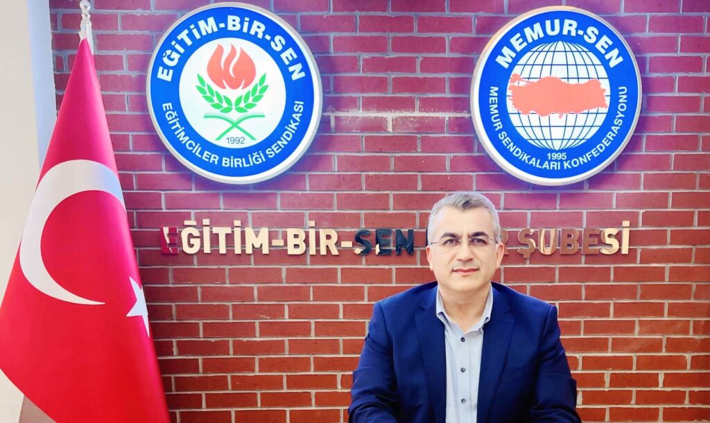 EĞİTİM-BİR-SEN İZMİR 1 NO’LU ŞUBE BAŞKANI ALİ KAYA: “28 ŞUBAT ÖZLEMCİLERİNE FIRSAT VERİLMEYECEKTİR”