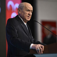 Bahçeli: Demokrasi dışı arayışlara girişenler…