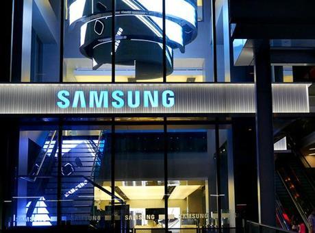 Galaxy S25 Edge duyuruldu! Telefon çok ince ama peki ya batarya?