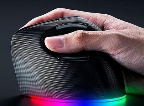 Razer’in ilk dikey faresi Pro Click V2 Vertical Edition! İşte özellikleri