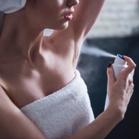 İlk deodorantı kim, neden icat etti?